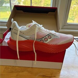 Saucony White and Red Kinvara Sneakers